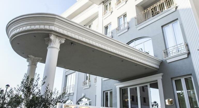 Palace Hotel & SPA - Photo3
