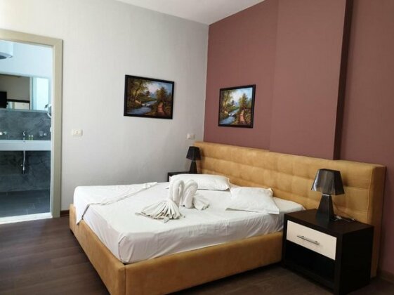 Perandor Beach - Photo3