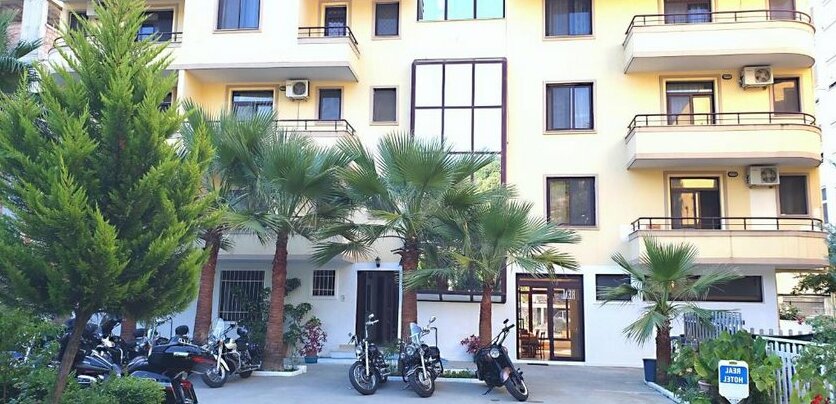 Real Hotel Durres - Photo4