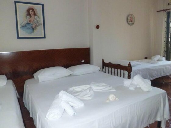 Red Rose Guest house - Photo5