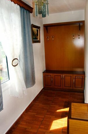 Bujtina Babacari - Photo2