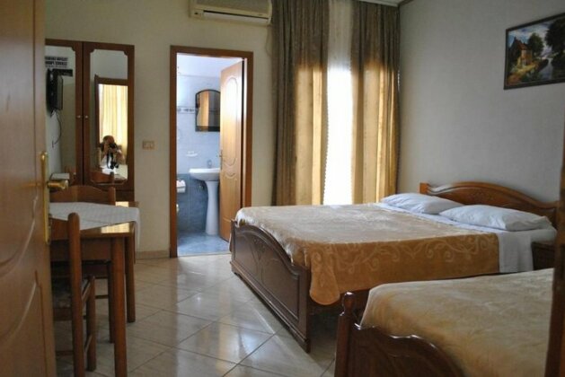 Eden Hotel Gjirokaster - Photo2