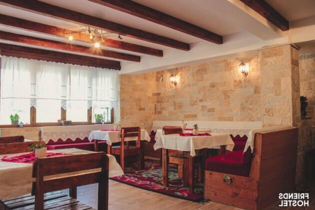 Friends' Guesthouse & Hostel - Photo2