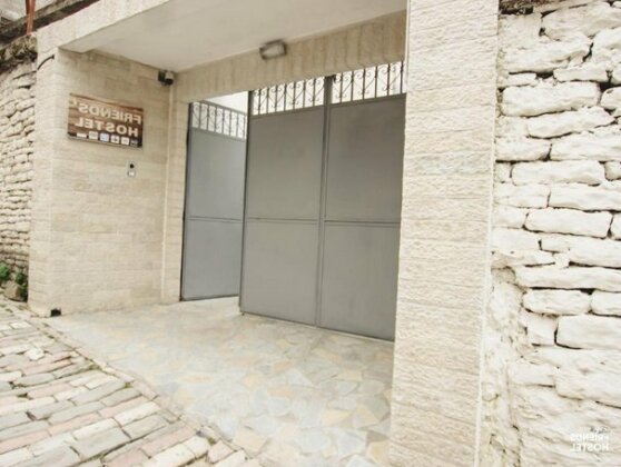 Friends' Guesthouse & Hostel - Photo3