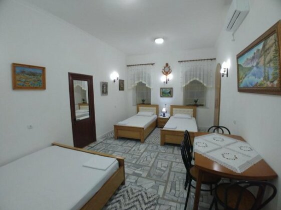 Guest House Urat - Photo4