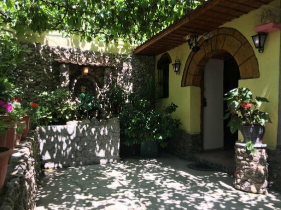 Karafil Guesthouse