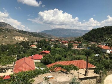 Maro Guest House Gjirokaster