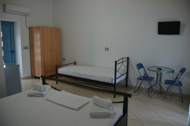 Alex Bed and Breakfast - Photo4