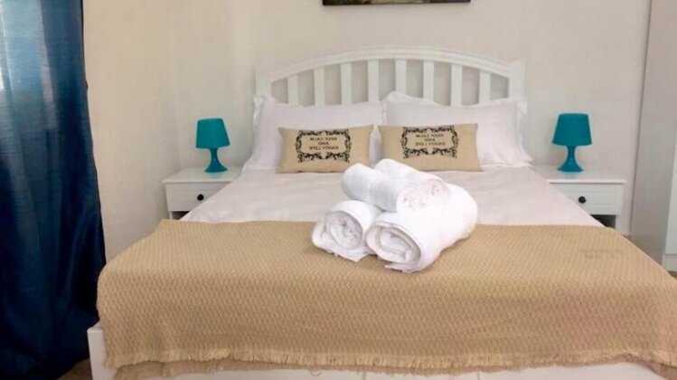 Ammos Bed and Breakfast - Photo4