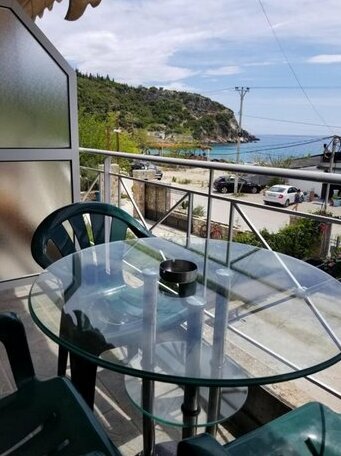 Bollanos Hotel - Photo4