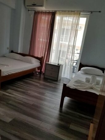 Bollanos Hotel - Photo5