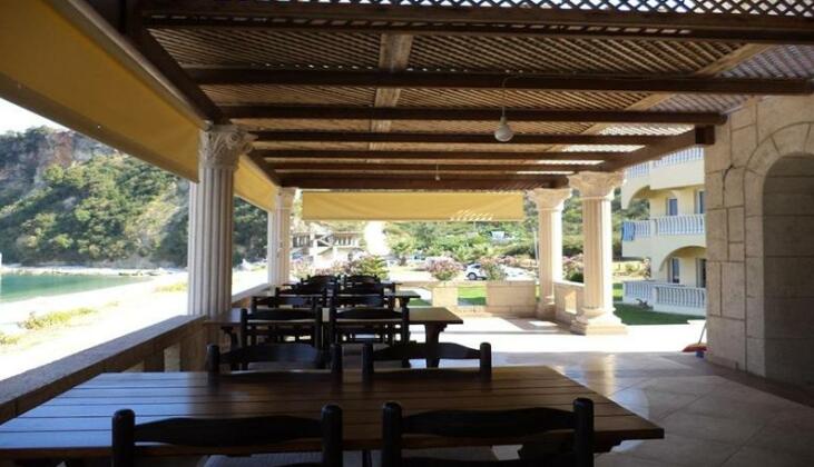 Castle Hotel Himare - Photo4