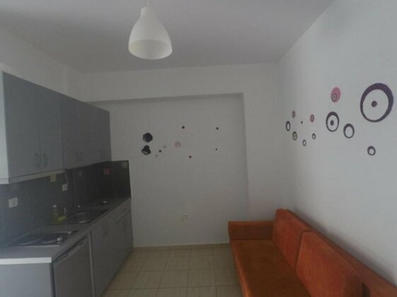Dinos Apartaments - Photo4