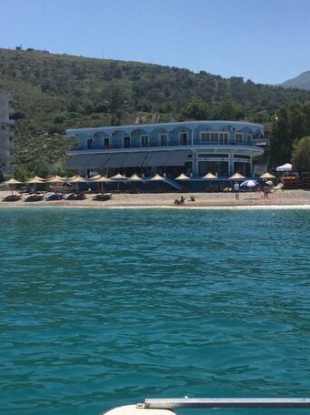 Emily's Hotel Himare - Photo2