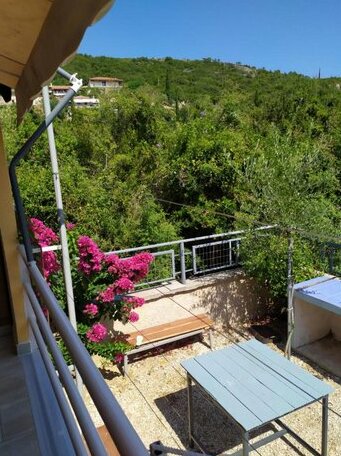 Garden Rooms Himare - Photo2