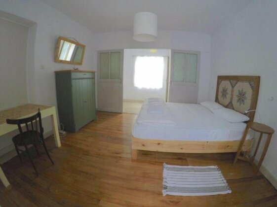 Himara Hostel - Photo3