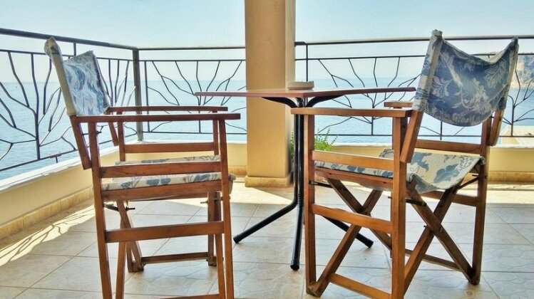 House Himare - Photo3