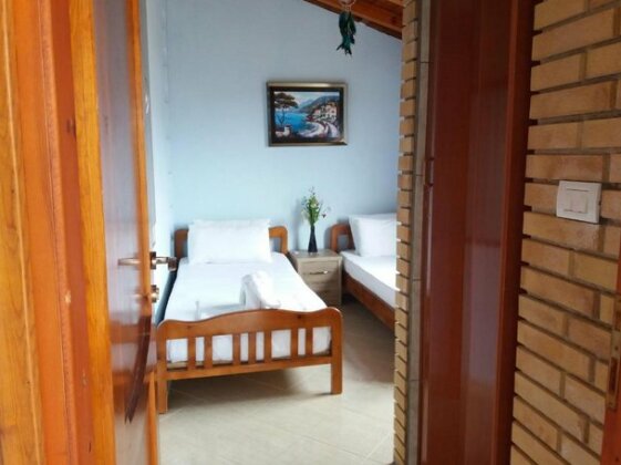 Sunset Guest house Himare - Photo3