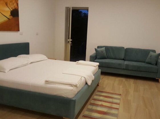 Umami Beach Resort Karpen - Photo2