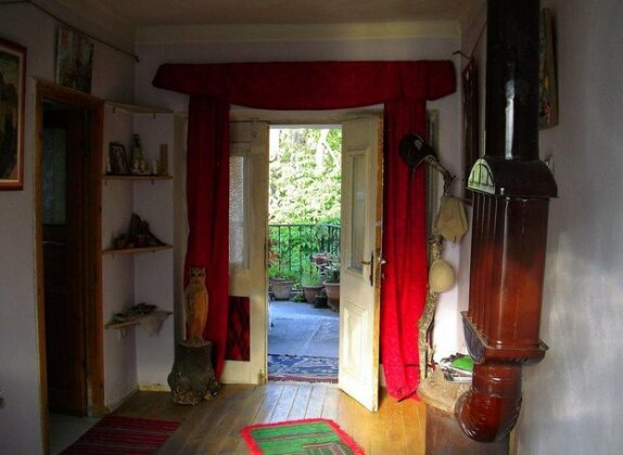 Guest House At Home - Photo5