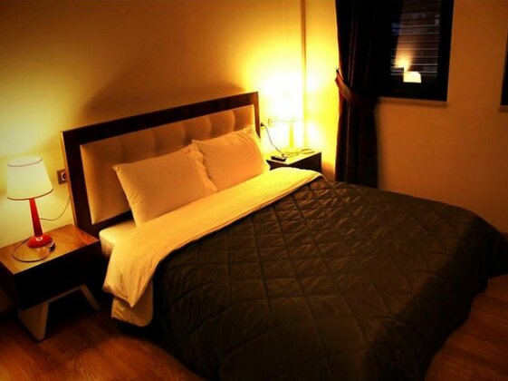Hotel Flamingo Korce - Photo4