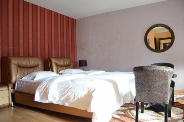 Johnny Hotel Korce - Photo2