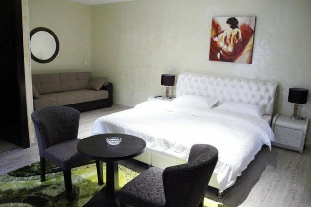 Johnny Hotel Korce - Photo4