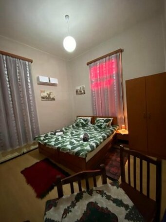 Korca City Rooms - Photo2