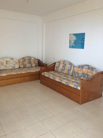 Evita's House Lukove
