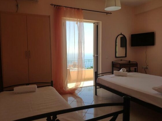 Let Rooms Lukova - Photo2