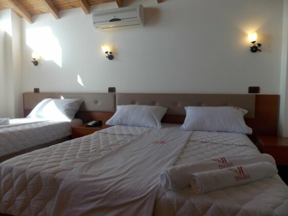 Paradise Lukova Hotel - Photo5