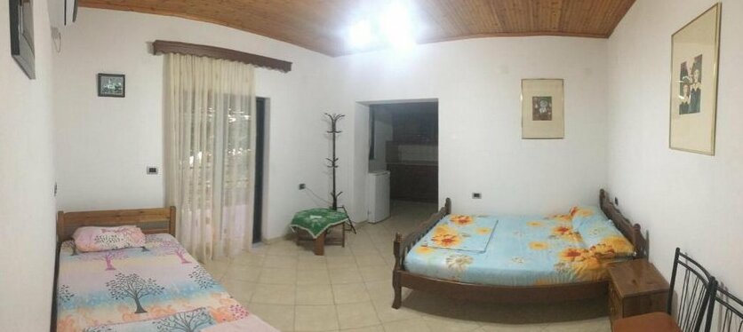 Romeo's Guest House 2 - Photo2