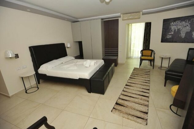 Pilo Lala Restorant-Hotel Konjat - Photo5