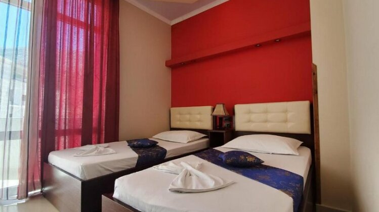 Alvero Hotel - Photo2