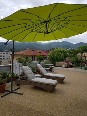 Ilir Guest House 1 - Photo2