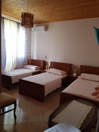 Ilir Guest House 1 - Photo4