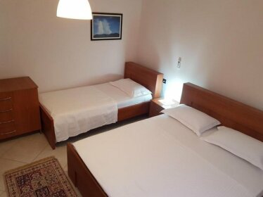 Ilir Guest House 1