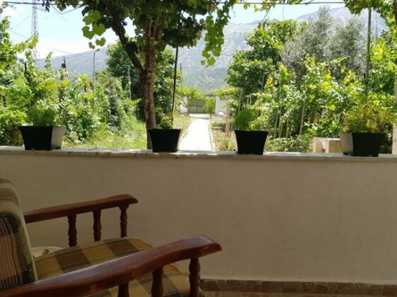 Kristi Guest House Permet - Photo3