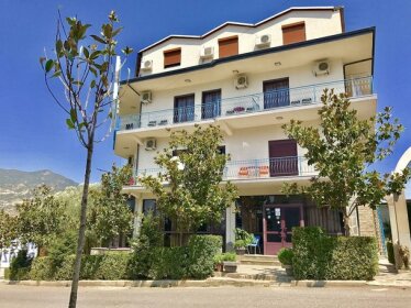 RAMIS Hotel & Outdoor Sports Center