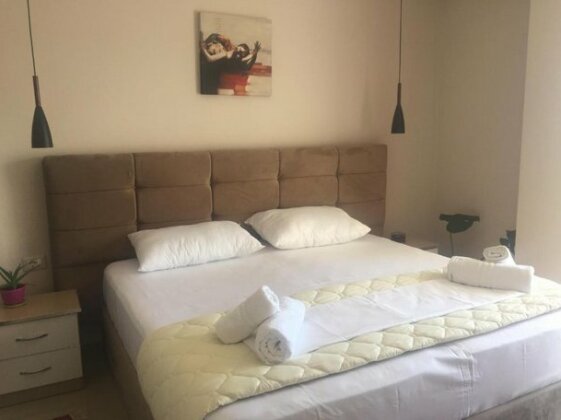 Guest's Apartament - Photo3