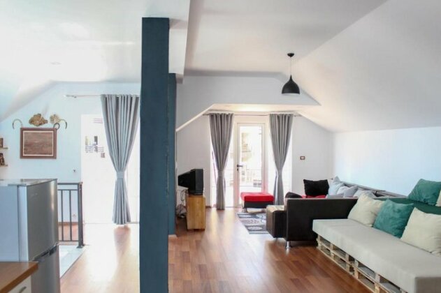 Vila Topciu - Photo3