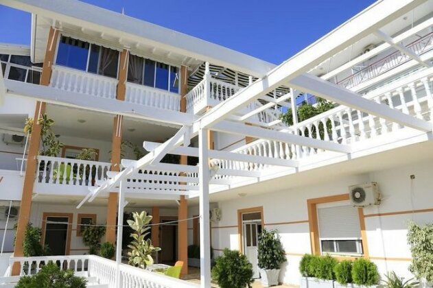 Qeparo Napolon Complex - Photo2