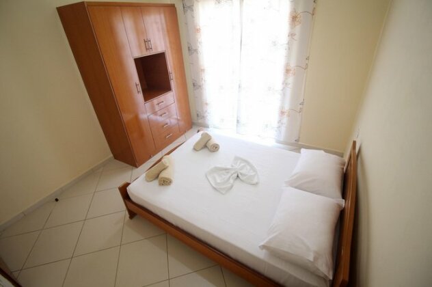 Alex Apartments Sarande - Photo4