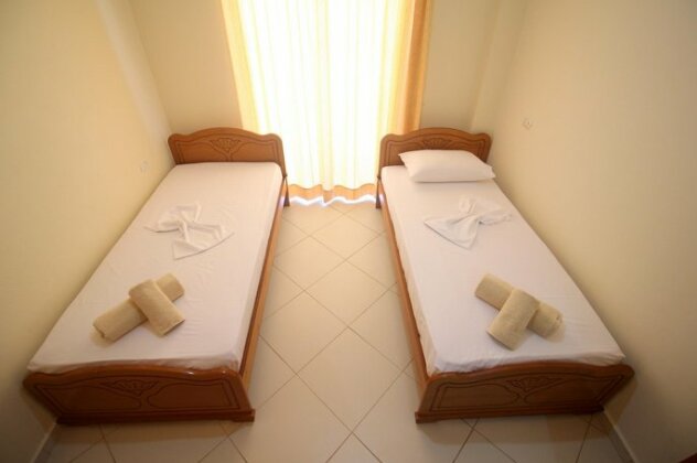 Alex Apartments Sarande - Photo5