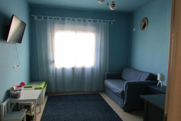 Apartment In Antique Style - Photo5