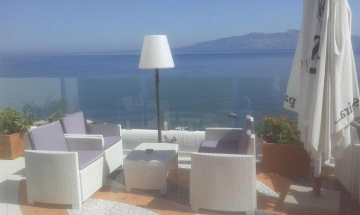 Boukenvill Bay Saranda - Photo3