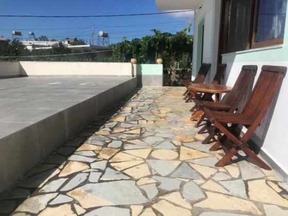 Feti Xhone Apartment - Photo2