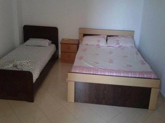 Glejsi Guest House - Photo2