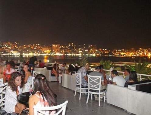 Grand Hotel Saranda - Photo4