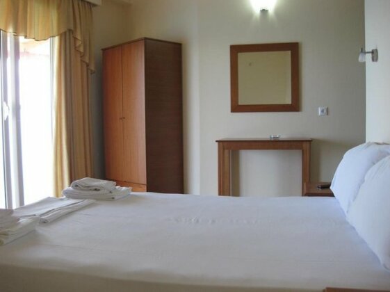Hotel Delfini Sarande - Photo5